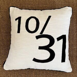 Halloween / October 31st Pillow